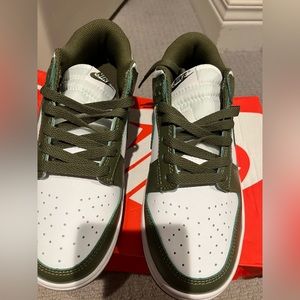 Brand New Dunks